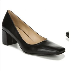 Karina square toe pump, Naturalizer, black, size 7.5
